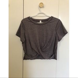 Lululemon athletic crop top!!